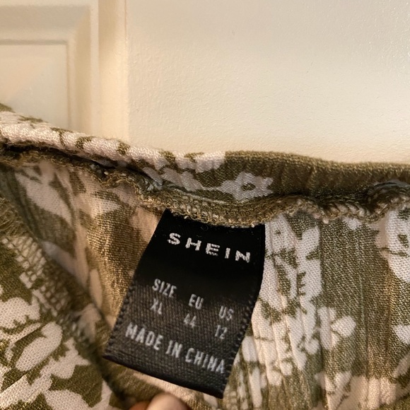 Maternity pants - Picture 2 of 3